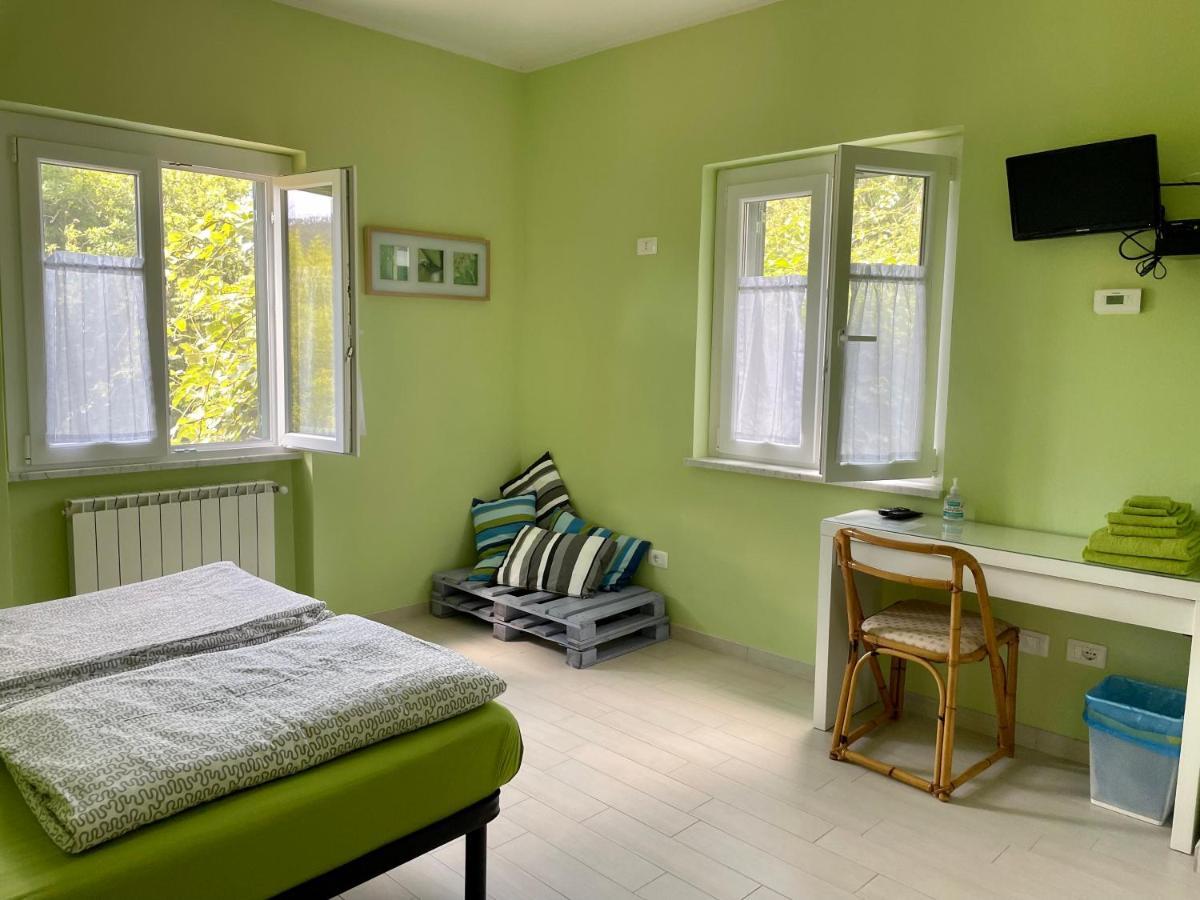 Impronte Nel Bosco Bed and Breakfast Calice al Cornoviglio Eksteriør billede