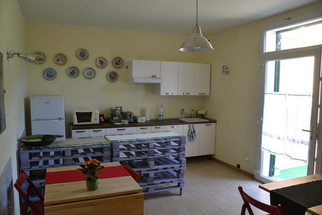 Impronte Nel Bosco Bed and Breakfast Calice al Cornoviglio Eksteriør billede