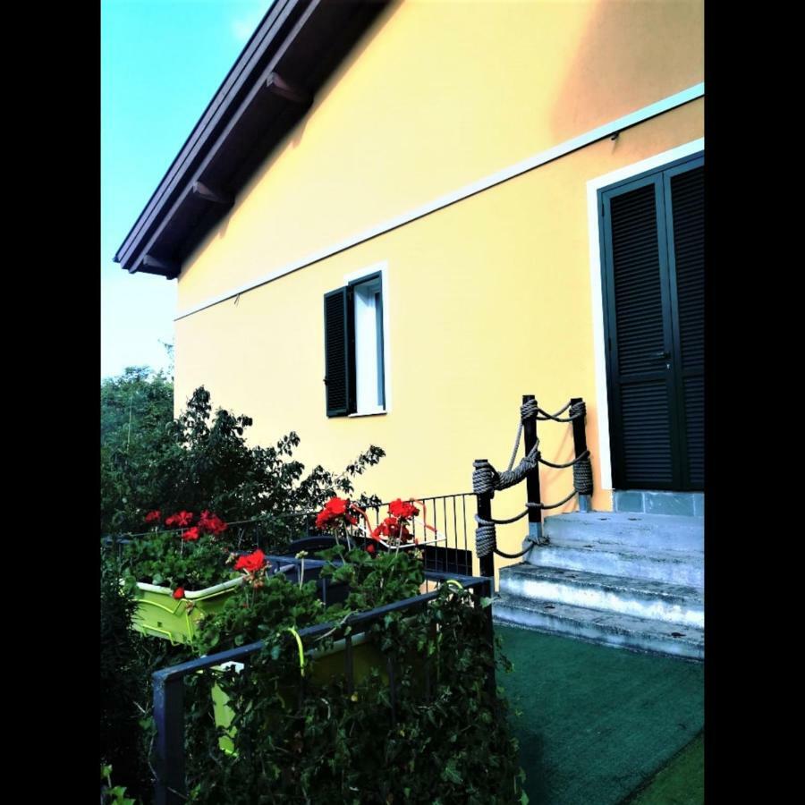 Impronte Nel Bosco Bed and Breakfast Calice al Cornoviglio Eksteriør billede